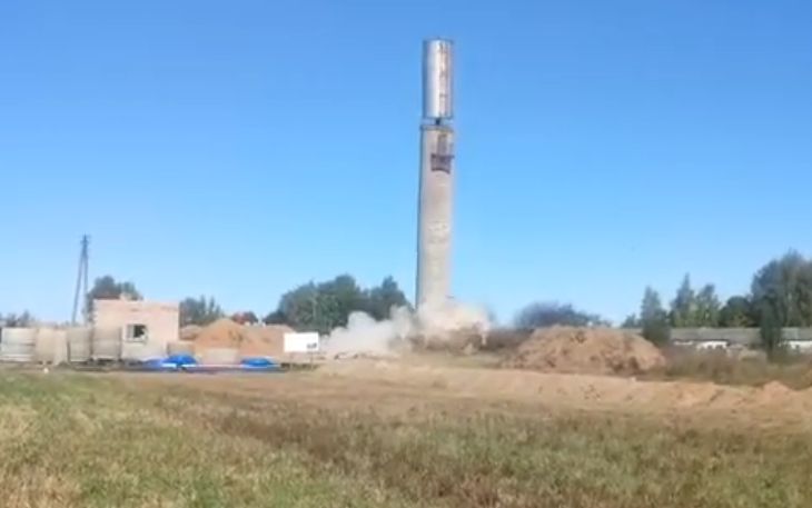 МЧС показало, как взрывали водонапорную башню в Орше МЧС показало, как взрывали водонапорную башню в Орше