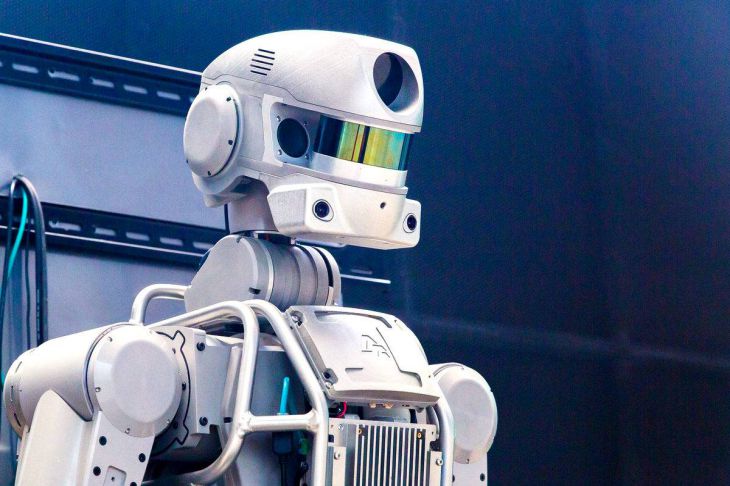 В России создадут отряд роботов-космонавтов