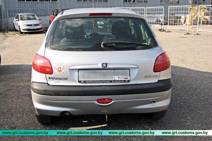 С начала года белорусские таможенники задержали более 30 авто с перебитыми номерами