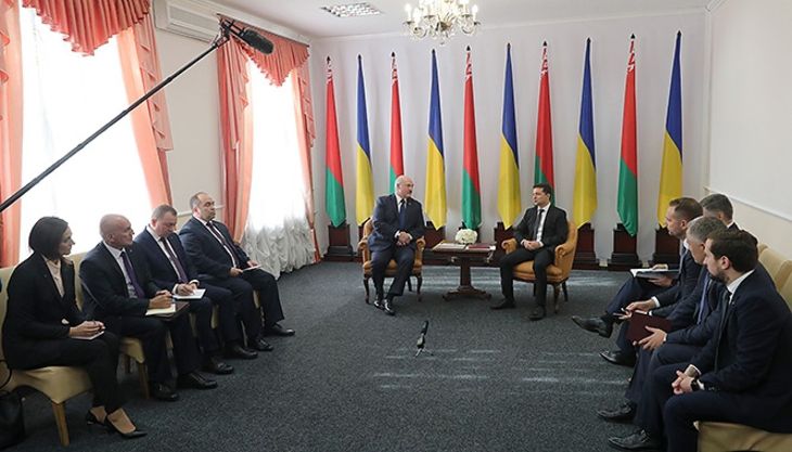 Лукашенко готов снимать с Зеленским кино