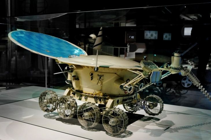 SpaceX отправит на поверхность Луны посадочный комплекс SpaceX отправит на поверхность Луны посадочный комплекс