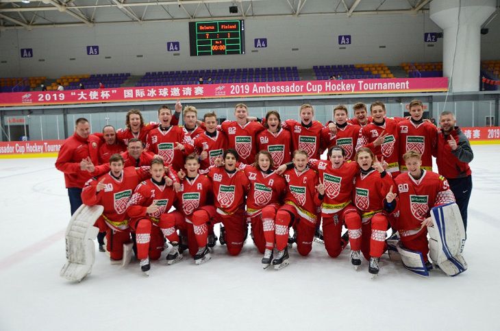 Сильнее россиян, американцев и финнов: сборная Беларуси по хоккею выиграла турнир в Китае