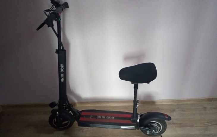 В Витебске мужчина на электросамокате сбил двух женщин и скрылся В Витебске мужчина на электросамокате сбил двух женщин и скрылся