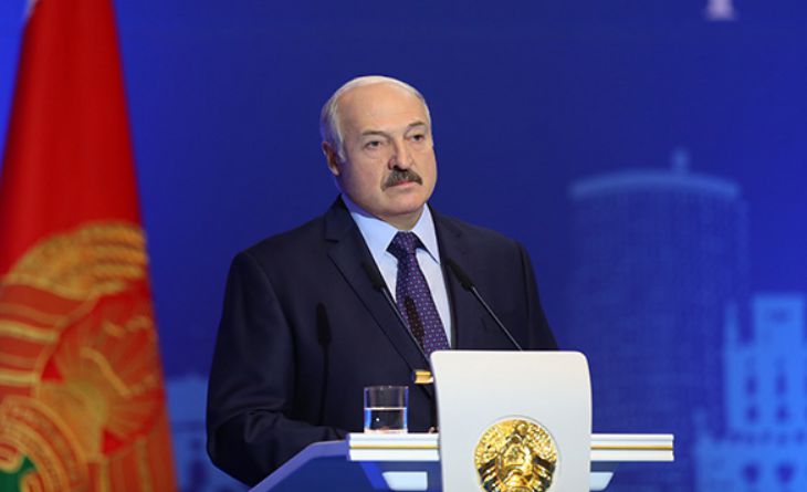 Лукашенко: Зеленский – настоящий человек, патриот, он хочет решить конфликт в Донбассе