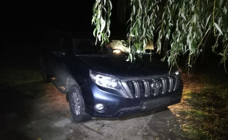 Погоня со стрельбой: под Молодечно пьяный россиянин на Land Cruiser врезался в машину ГАИ и едва не сбил инспектора