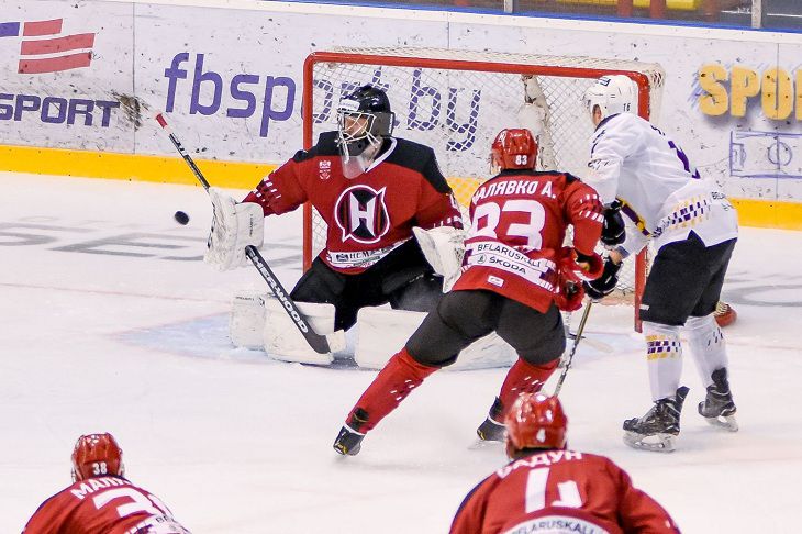 Хоккеисты Немана обыграли Могилев и вышли на первое место