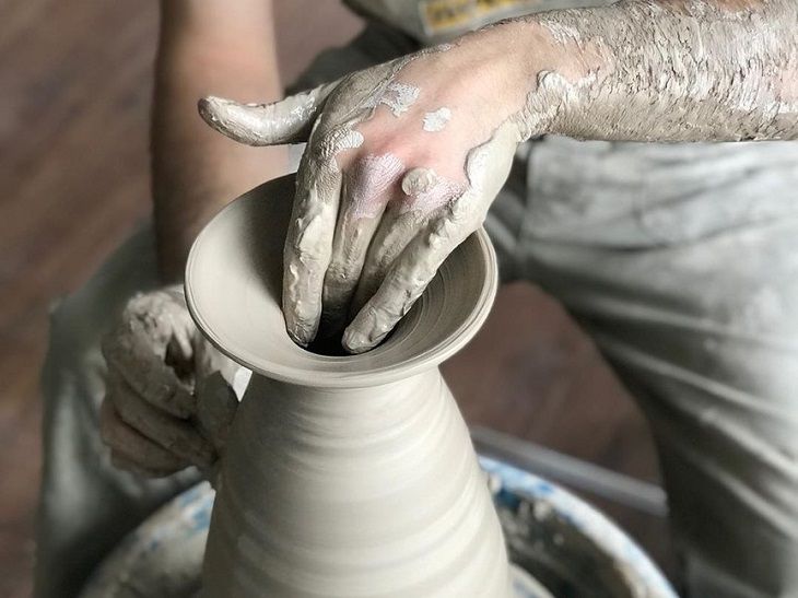 Творчество и бизнес. Мастер керамики из Гомеля рассказывает, как превратил хобби в профессию Творчество и бизнес. Мастер керамики из Гомеля рассказывает, как превратил хобби в профессию