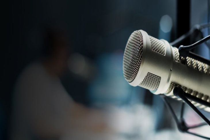 93 года назад состоялась первая радиотрансляция футбольного матча