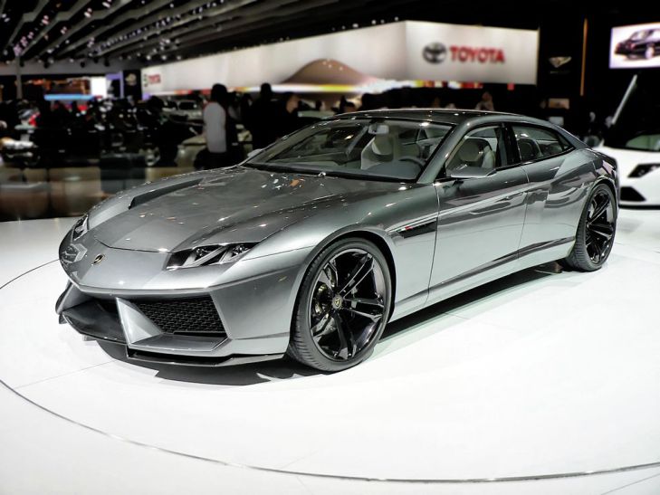 Компания Lamborghini готовит 4-дверный электромобиль