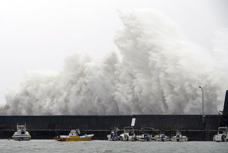 Посольство Беларуси в Японии предупреждает: надвигается опасный тайфун 
