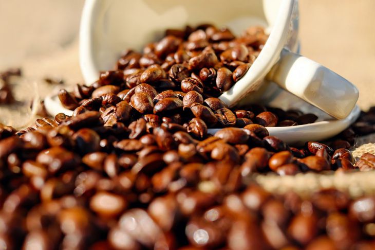 Ученые выяснили, что кофе в зернах способен предотвратить воспаления при ожирении и диабете