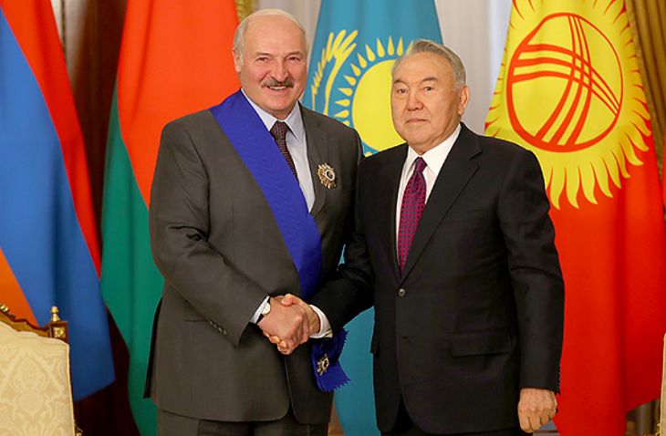 «За пивом бегал поначалу». Лукашенко рассказал о зарождении дружбы с Назарбаевым