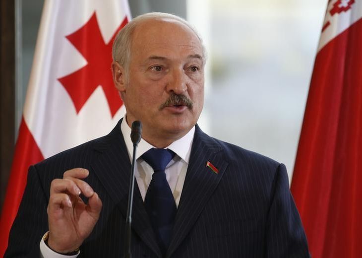 Лукашенко назвал власть в Беларуси отчасти авторитарной