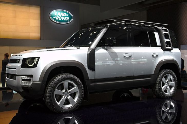 Топовая версия Land Rover Defender станет конкурентом для «Гелика» Топовая версия Land Rover Defender станет конкурентом для «Гелика»