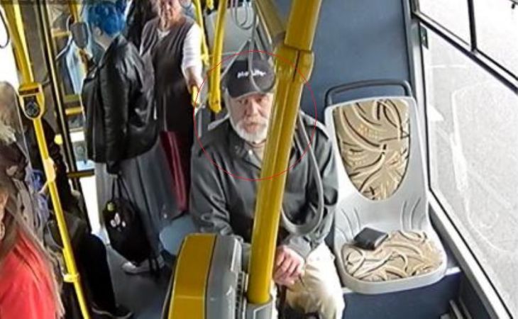 В Минске ищут мужчину, который прихватил чужой кошелек в автобусе
