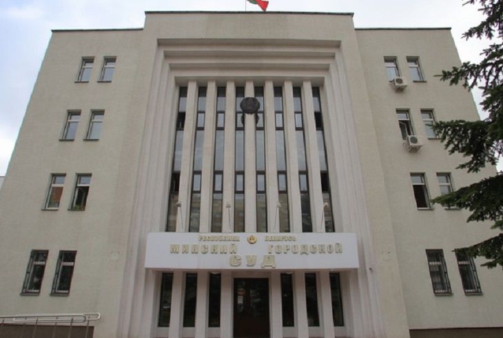 Приговор бывшему заместителю мэра Минска смягчили почти вдвое 