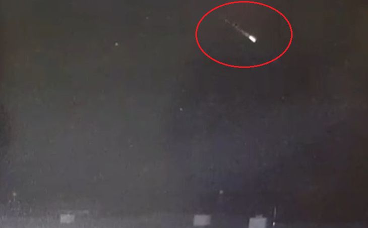 Метеорит или НЛО: жителей Браслава напугал светящийся объект в небе