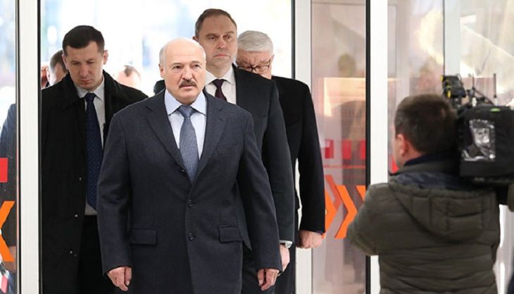 Лукашенко возмутился очередями на онкооперации Лукашенко возмутился очередями на онкооперации