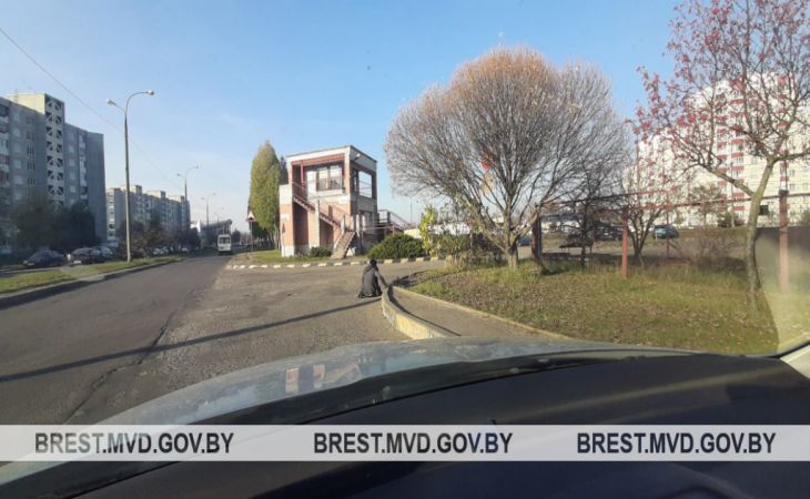 Жители Бреста своевременно позвонили в милицию и спасли жизнь пьяному пешеходу Жители Бреста своевременно позвонили в милицию и спасли жизнь пьяному пешеходу