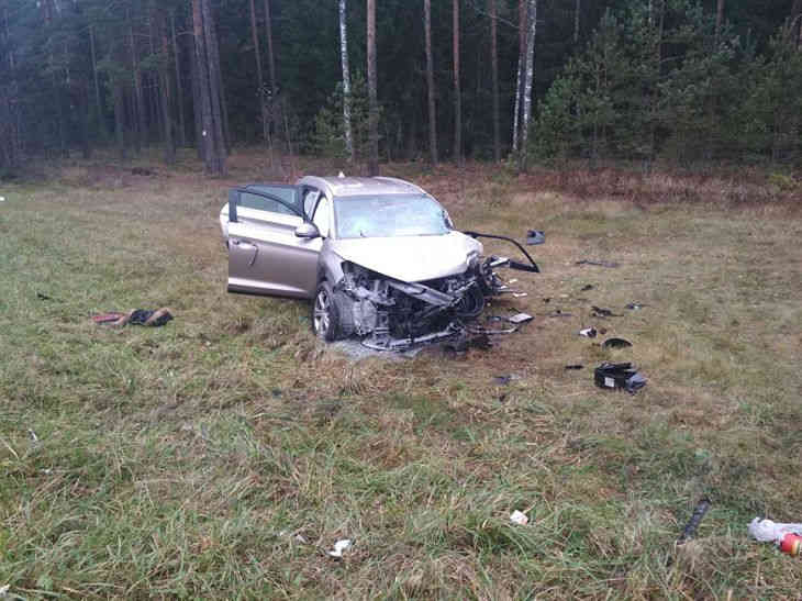 В Лепельском районе легковушка протаранила автомобиль. Жертвами стали три человека