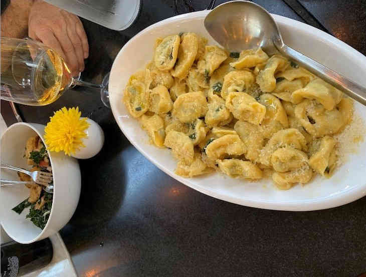 Парень придумал способ, как покорить сердце незнакомки. Мужчинам стоит взять на заметку этот лайфхак