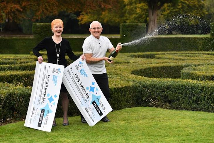 Пенсионерка сделала ошибку в лотерейном билете и сорвала джекпот Пенсионерка сделала ошибку в лотерейном билете и сорвала джекпот