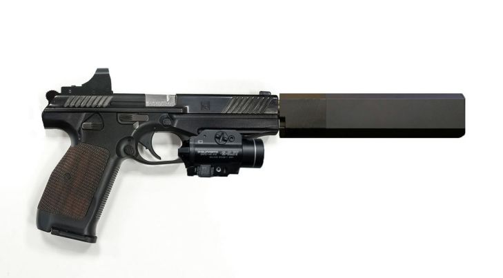 Эксперты из США оценили современный российский пистолет ПЛ-15