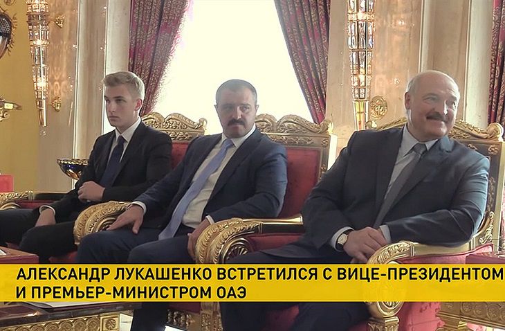 Лукашенко на встречу с премьером Эмиратов пришел с сыновьями Николаем и Виктором