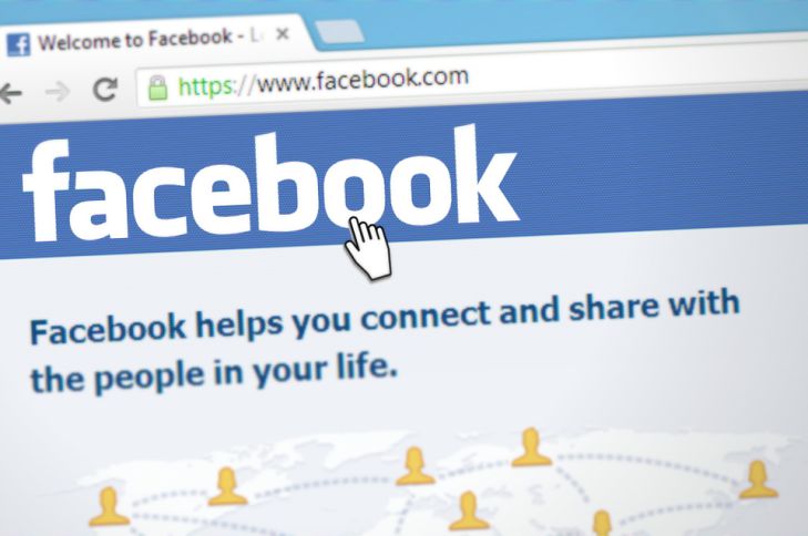 Facebook будет отсеивать фейковые аккаунты с помощью селфи-видео