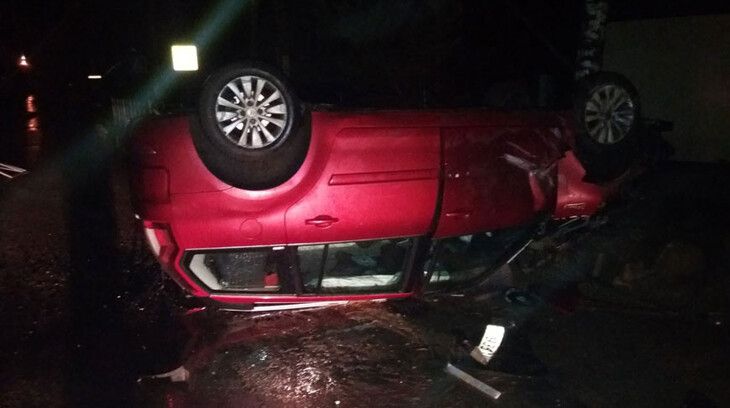 В Браславе опрокинулась легковушка с пятью людьми. За рулем был пьяный бесправник