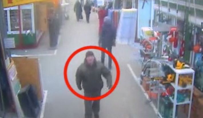 магазин пойман. кражи рынок южный. витебск розыск. девушка ворует одежду в адлере 2022 год. кража на рынке.