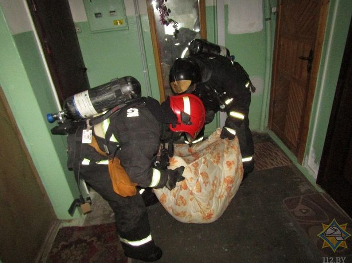В Витебске на пожаре из квартиры спасен мужчина‍
