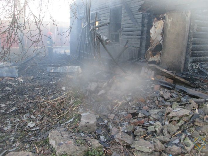 В Могилеве на Текстильном сгорел дом - один человек погиб‍