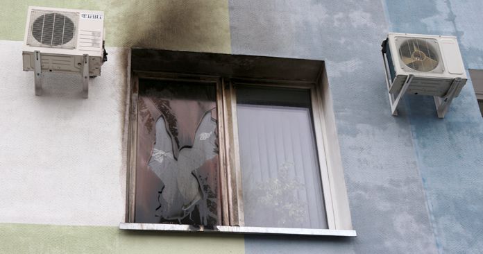 В окно гомельской налоговой бросили коктейль Молотова