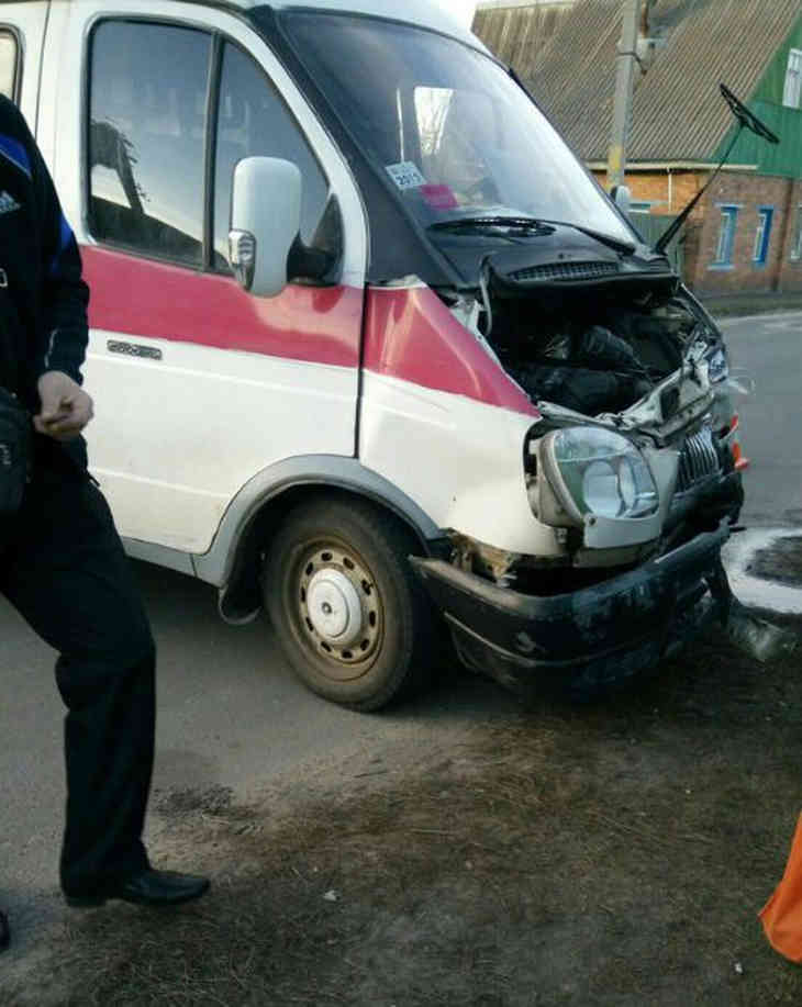ДТП в Речице: Пежо столкнулось с машиной скорой