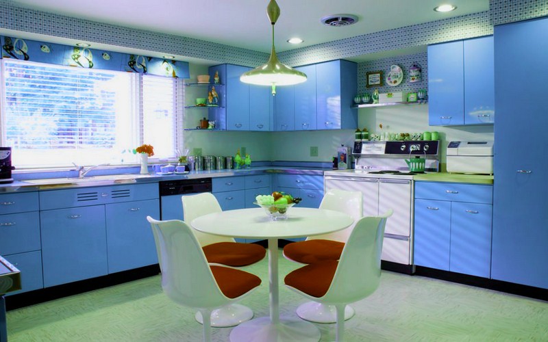 Синий цвет на  кухне