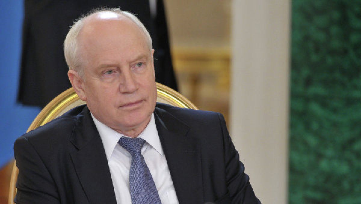 исполнительный секретарь снг сергей лебедев. лебедев сергей николаевич снг. третьяков алексей семенович исполком снг. исполнительный председатель. глава исполкома снг лебедев.