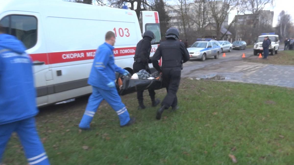 Взял 14 заложников, отстреливался. Подробности ограбления банка в Могилеве 