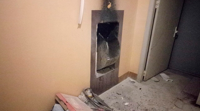 Более 1,1 тыс. человек эвакуировали из общежития в Минске из-за пожара