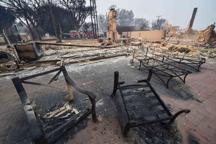 Пожары в Калифорнии: погиб 31 человек, более 200 пропали без вести