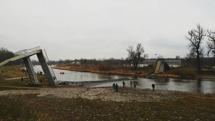 В Праге обрушился мост: первые данные о раненых и фото