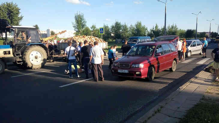 Автомобиль Kia сбил в Витебске двух детей на переходе