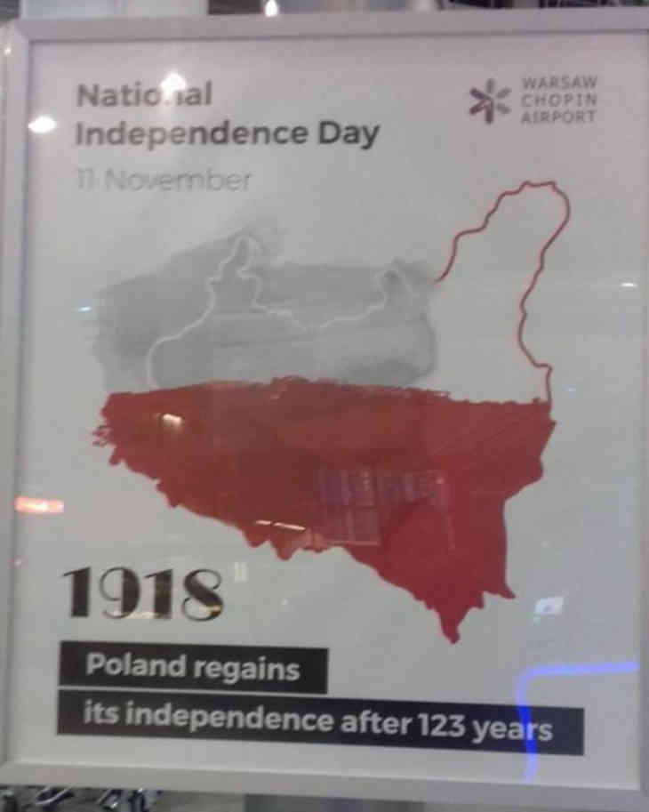 В Варшавском аэропорту выставили карты Польши с включенной территорией Беларуси