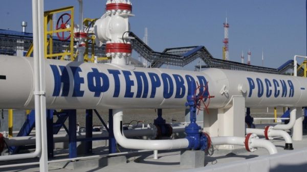 Дворкович: Россия не будет ограничивать поставки нефти в Беларусь