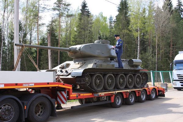 Беларусь: через Витебскую таможню пытались провезти боевой танк Т-34