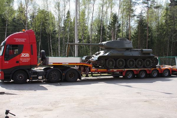 Беларусь: через Витебскую таможню пытались провезти боевой танк Т-34