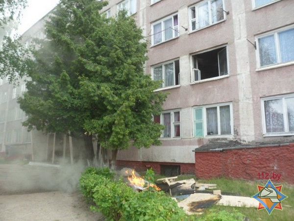 В Жлобине вахтер общежития спасла из пожара двоих маленьких детей