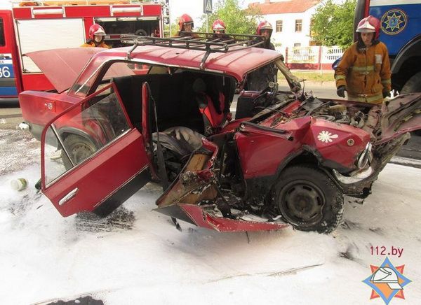 В Витебске столкнулись «жигули» и Mazda: два человека в больнице