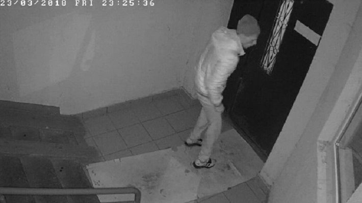 В Минске ищут парня, который избил женщину в лифте в Серебрянке‍