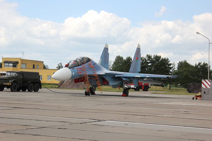 истребитель